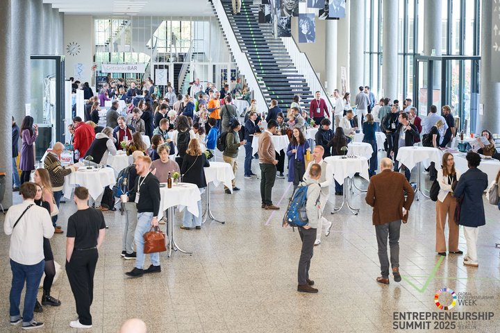 Entrepreneurship Summit 2025 – Zukunft gestalten, Chancen nutzen Entrepreneurship Summit 2025 – Zukunft gestalten, Chancen nutzen